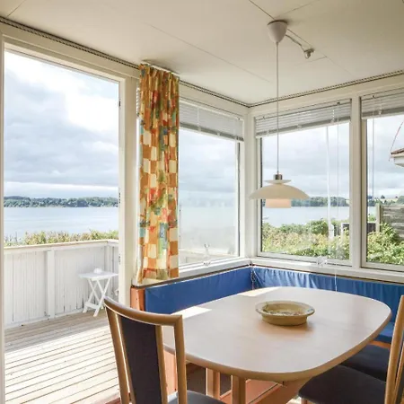 Three-bedroom Holiday In Vakantiehuis *